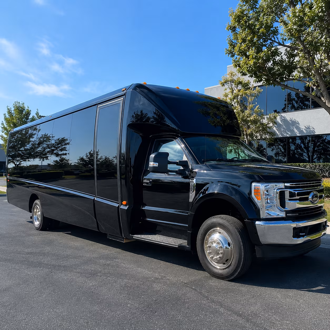 bus rentals for salem area museum and history field trips