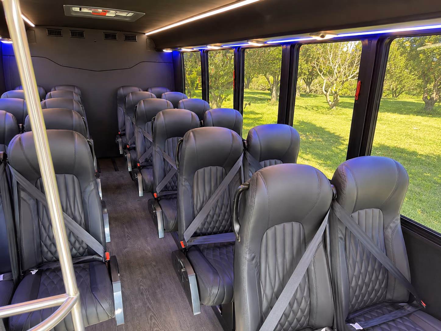 salem 15 passenger minibus inside