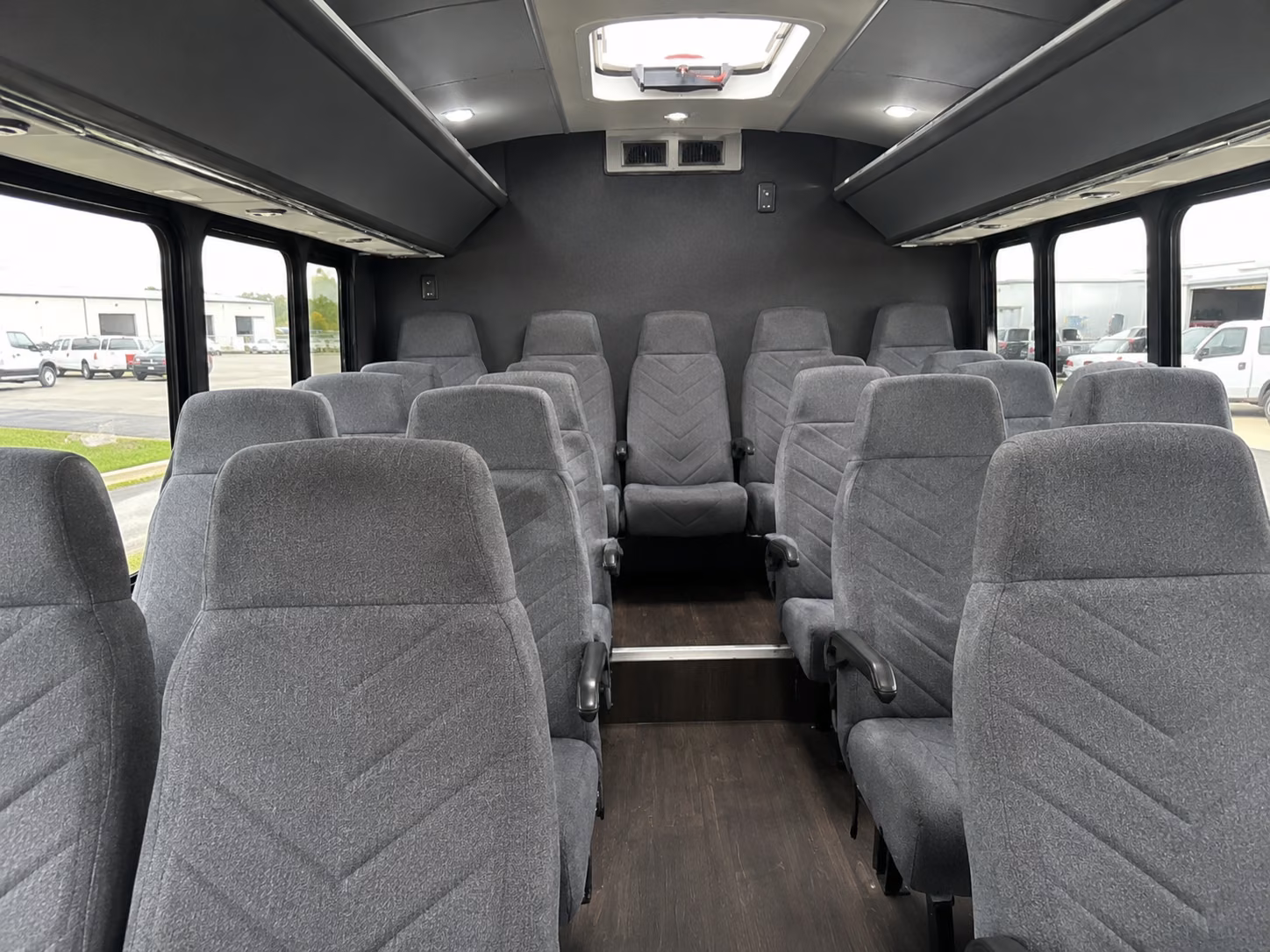 salem 15 passenger minibus interior