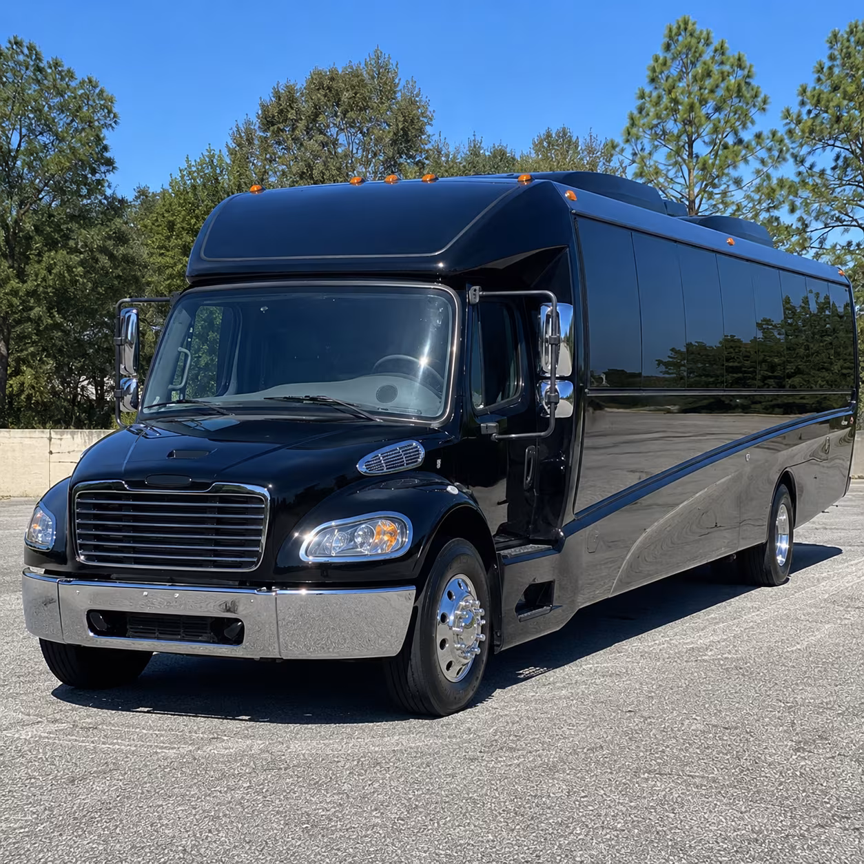 salem 15 passenger minibus