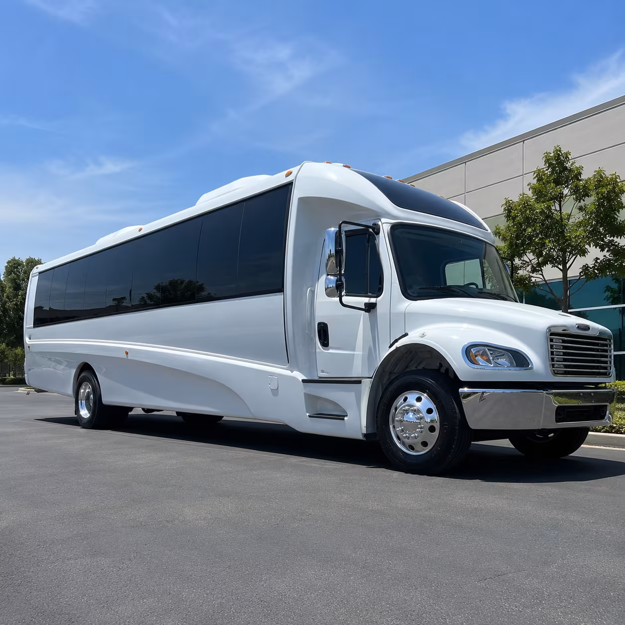salem 18 passenger minibus