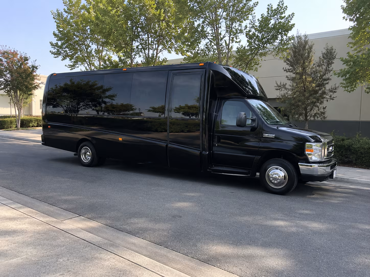 salem party bus booking step 1